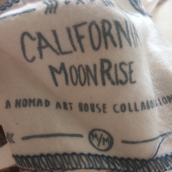 California Moon Dress - Excellent Condition - Picture 3 of 5